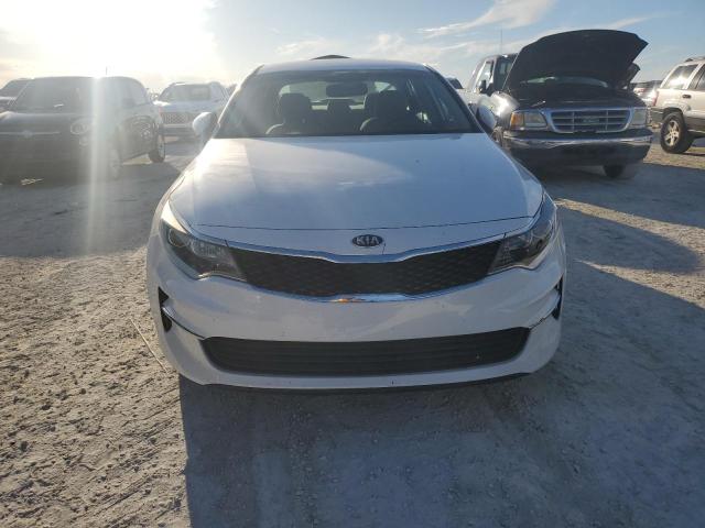 VIN 5XXGT4L31GG069047 2016 KIA Optima, LX no.5