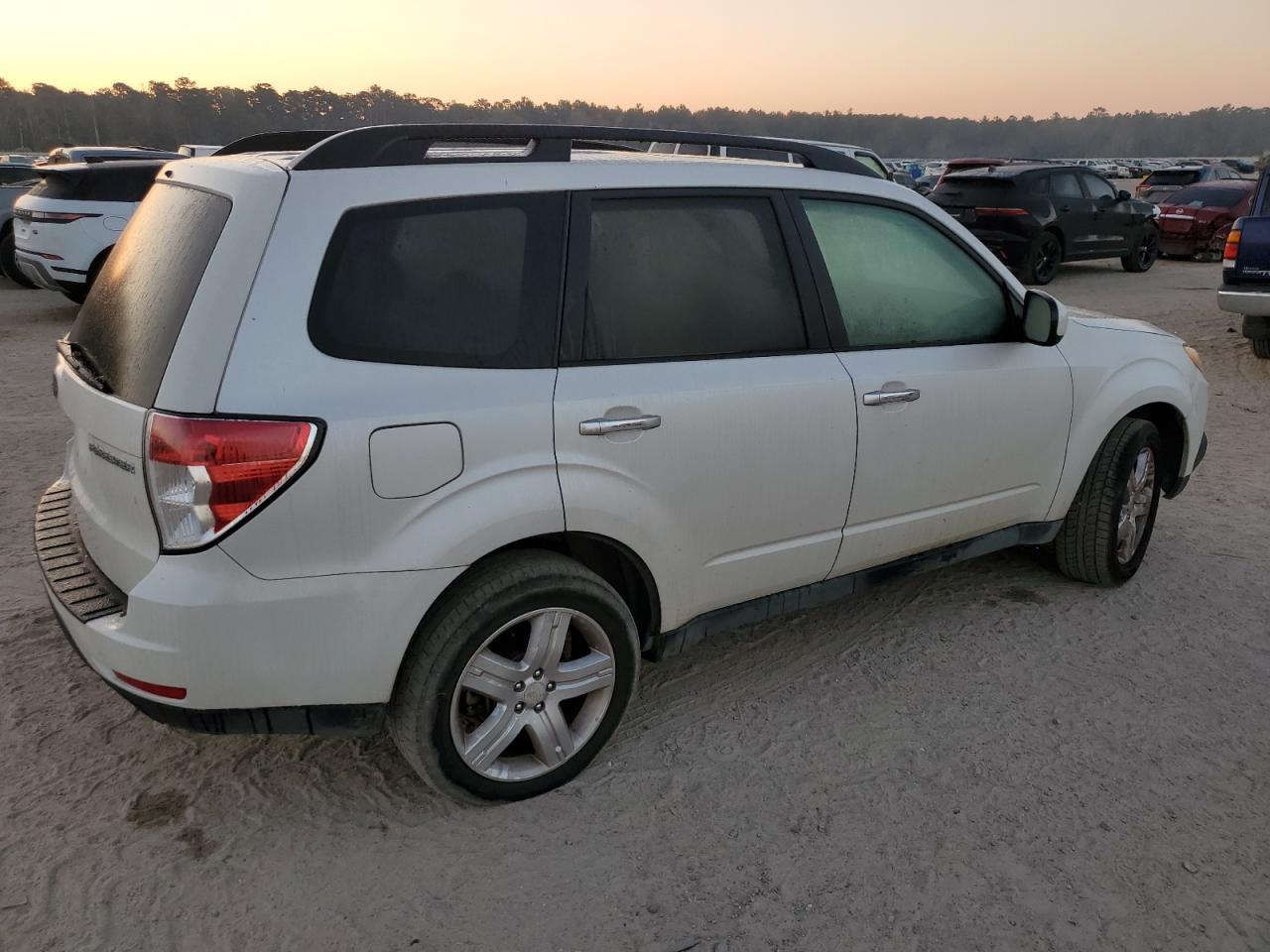 Lot #2976854774 2010 SUBARU FORESTER 2