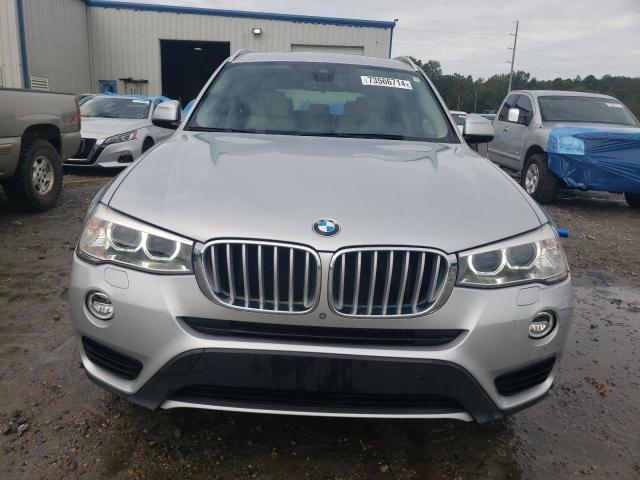 VIN 5UXWX9C39H0W72049 2017 BMW X3 no.5