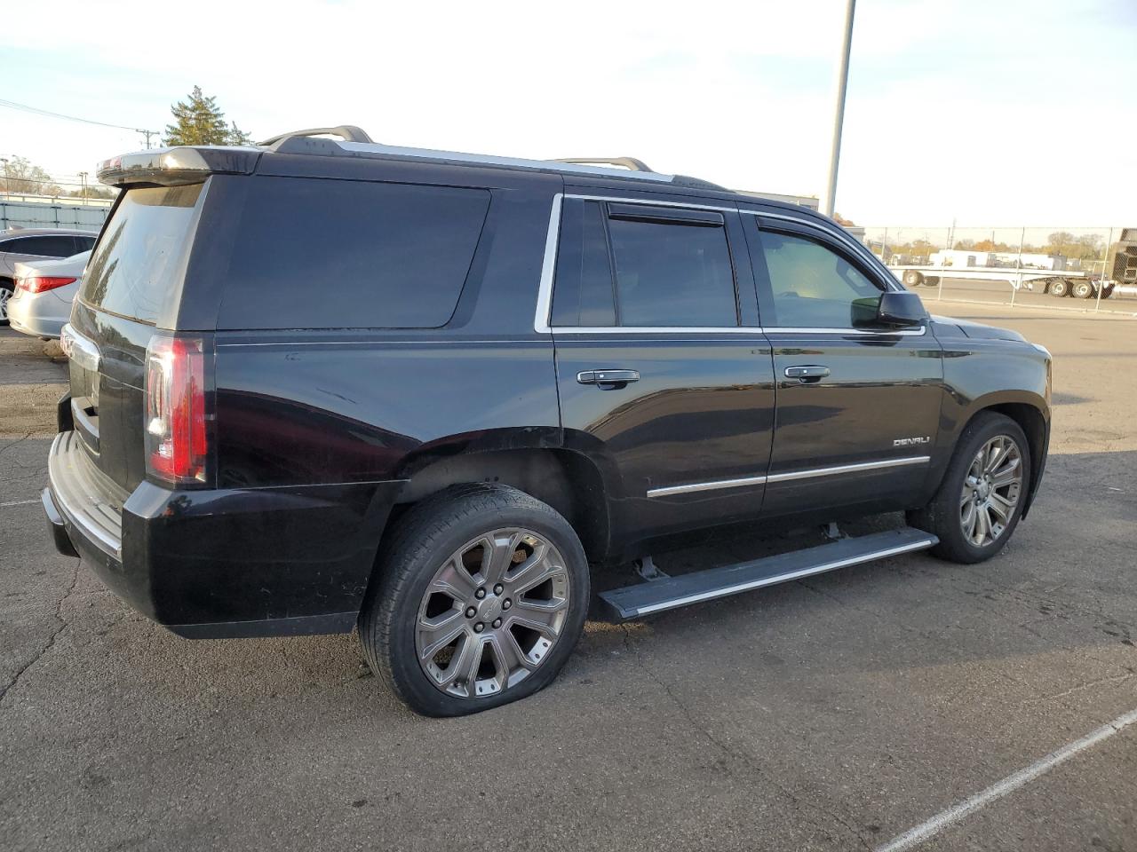 Lot #2945211746 2015 GMC YUKON DENA