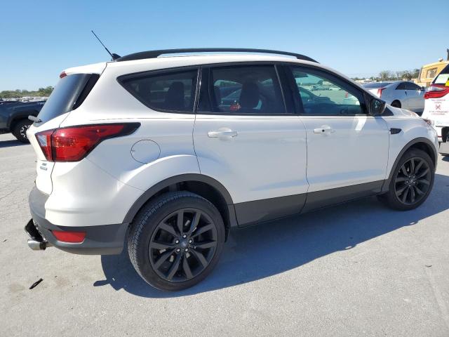 2019 FORD ESCAPE SE - 1FMCU0GD8KUA23883