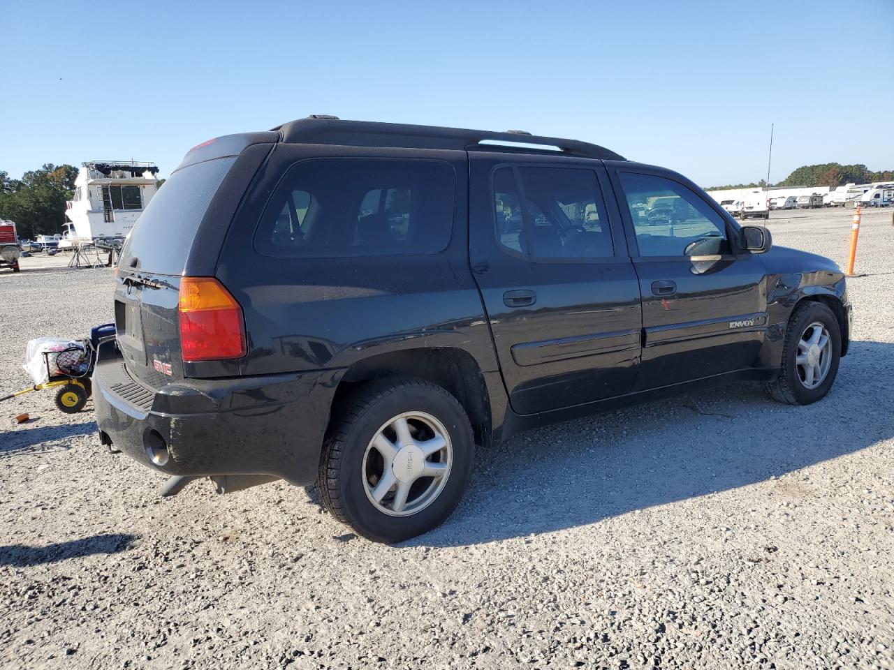 Lot #2960223393 2005 GMC ENVOY XL