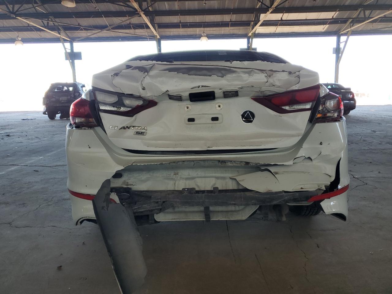 Lot #3027028783 2018 HYUNDAI ELANTRA SE