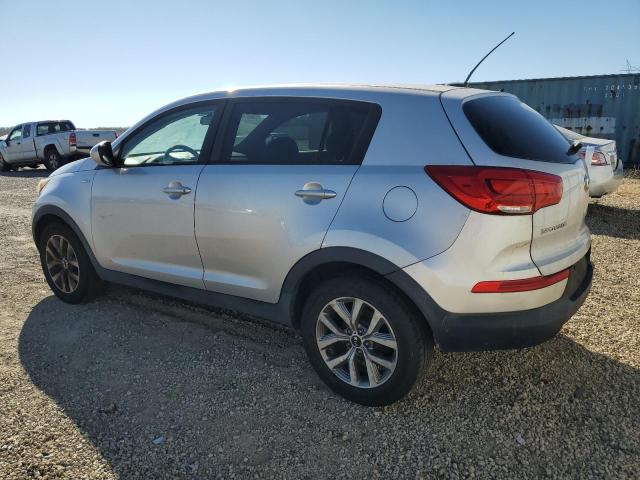 VIN KNDPBCAC5G7864076 2016 KIA Sportage, LX no.2