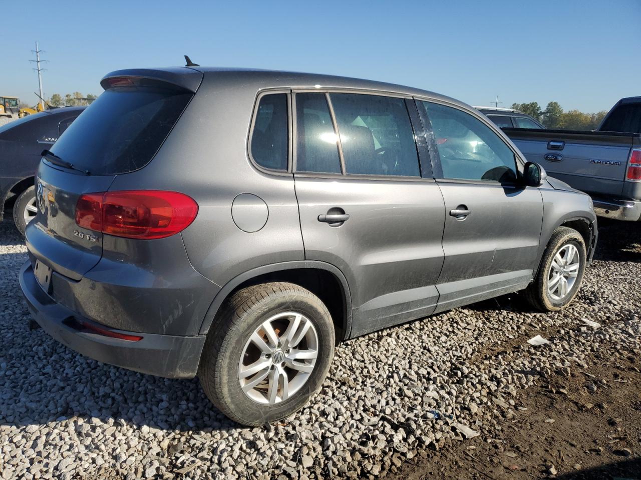 Lot #2976936721 2013 VOLKSWAGEN TIGUAN S