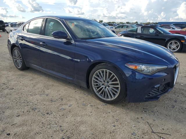 VIN ZARFAECNXH7556983 2017 Alfa Romeo Giulia, TI no.4