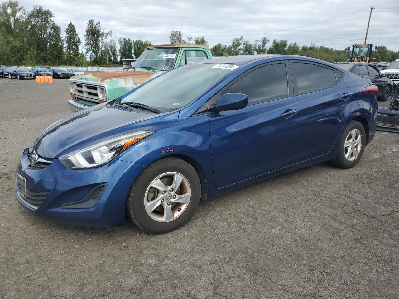 Hyundai Elantra 2015 UD