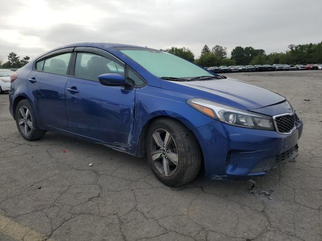 VIN 3KPFL4A72JE187903 2018 KIA Forte, LX no.4