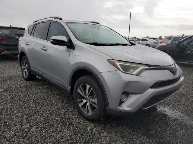 VIN 2T3WFREV2HW366552 2017 Toyota RAV4, Xle no.4