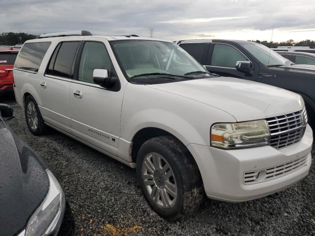 VIN 5LMJJ3H58DEL06660 2013 Lincoln Navigator, L no.4