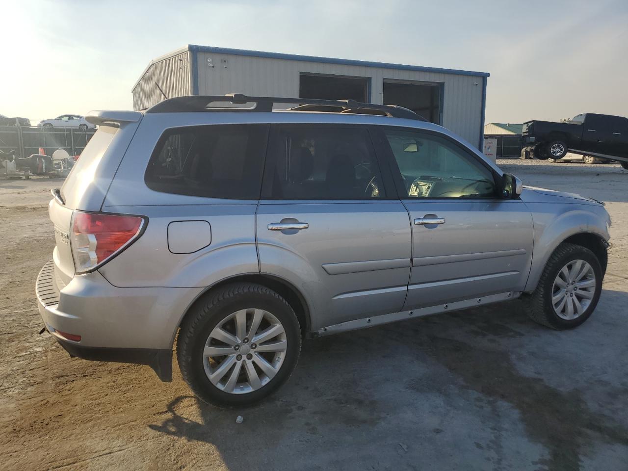 Lot #2974811039 2013 SUBARU FORESTER 2