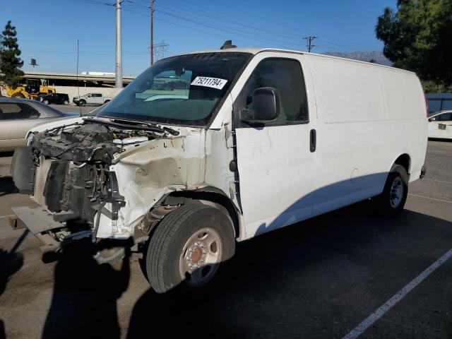 CHEVROLET EXPRESS G2 2018 white  gas 1GCWGAFP8J1191551 photo #1