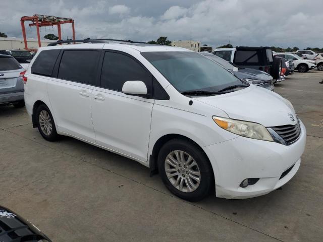 VIN 5TDYK3DCXES427130 2014 Toyota Sienna, Xle no.4