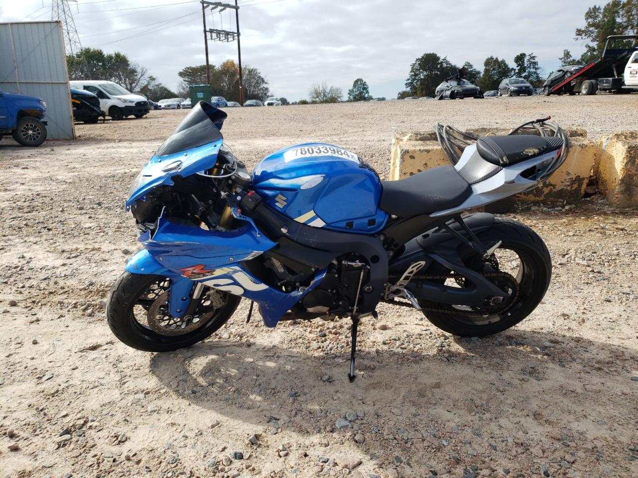 Lot #2969700339 2011 SUZUKI GSX750