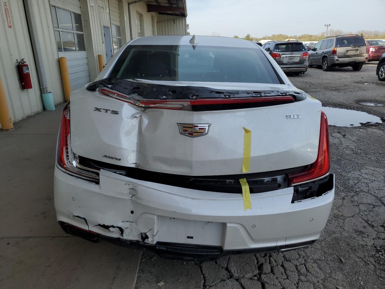 Lot #2955403724 2018 CADILLAC XTS LUXURY