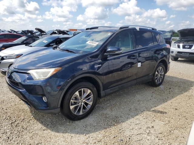 VIN JTMRJREV5JD156557 2018 Toyota RAV4, LE no.1