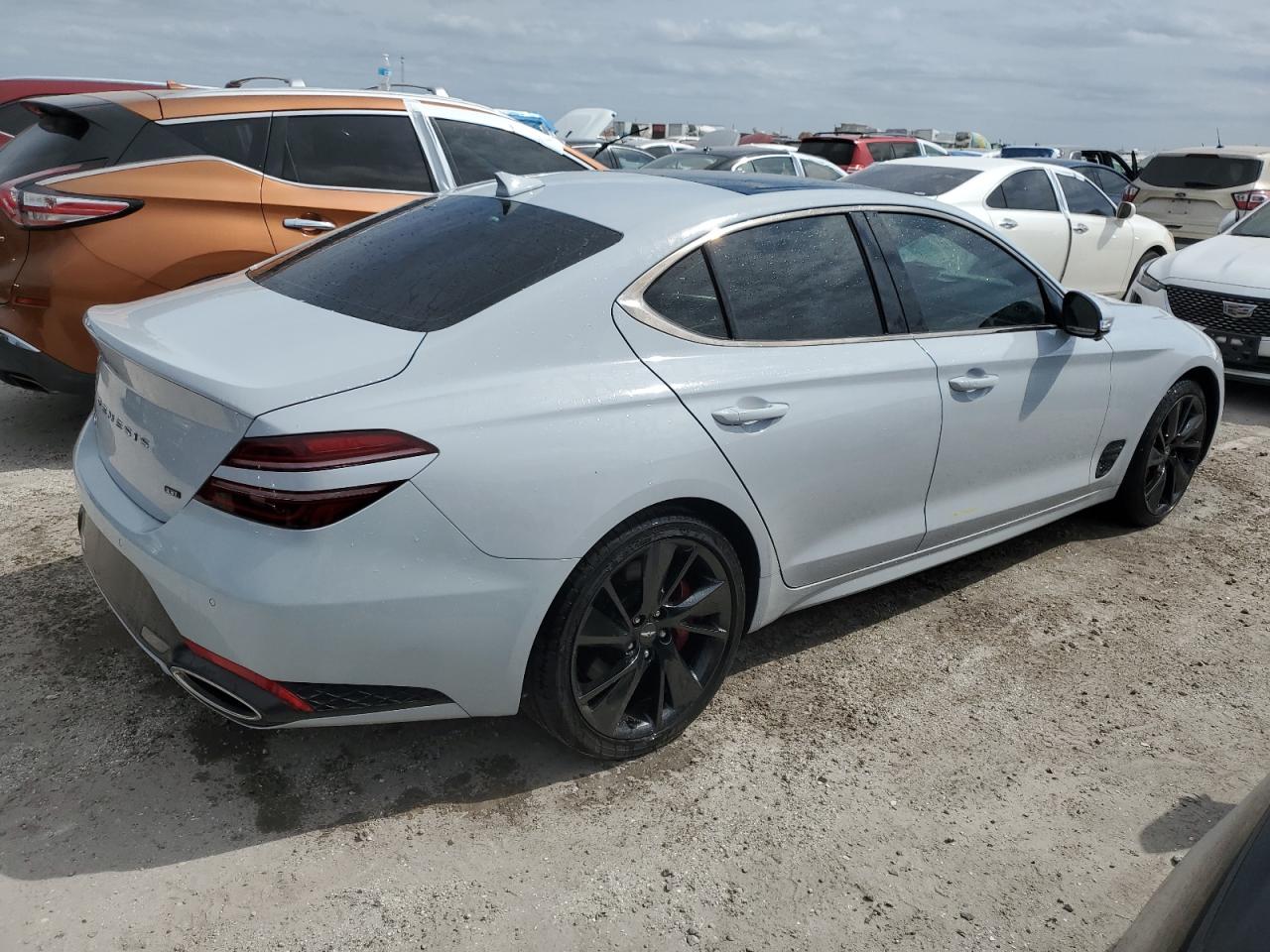 Lot #3049500743 2022 GENESIS G70 BASE