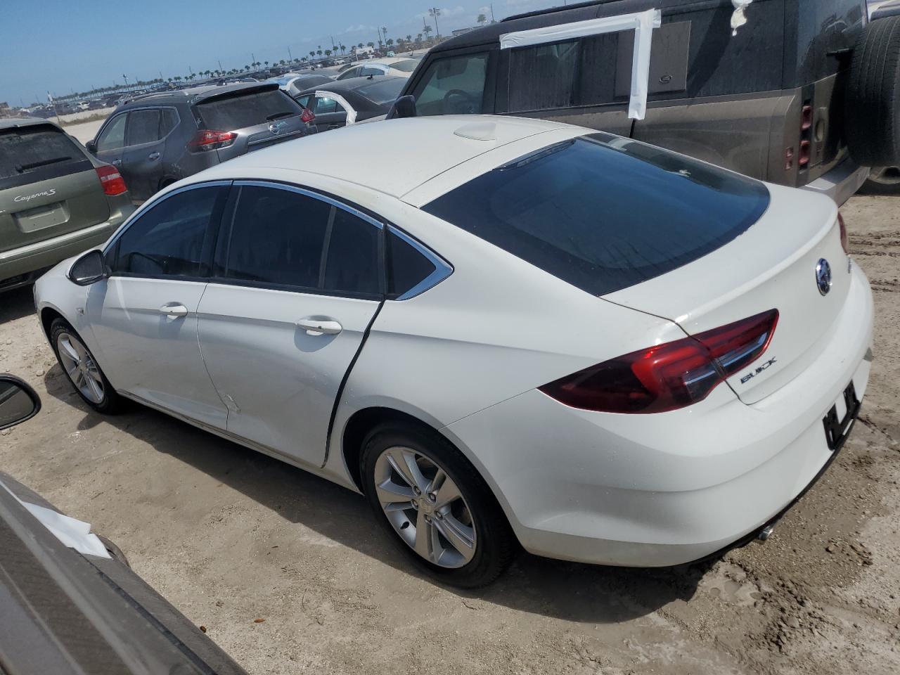 Lot #2952173604 2018 BUICK REGAL PREF