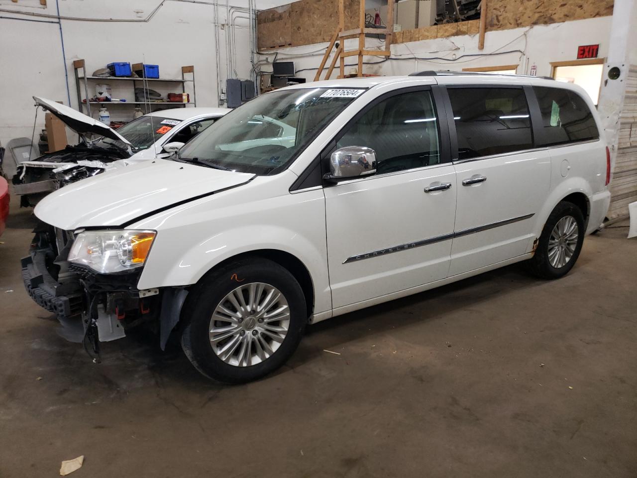 Lot #2935932830 2013 CHRYSLER TOWN & COU