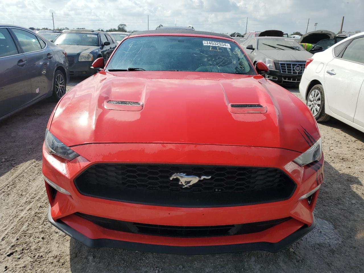 Lot #2971683347 2020 FORD MUSTANG