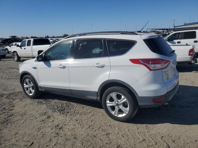 VIN 1FMCU9GX8FUC80921 2015 Ford Escape, SE no.2