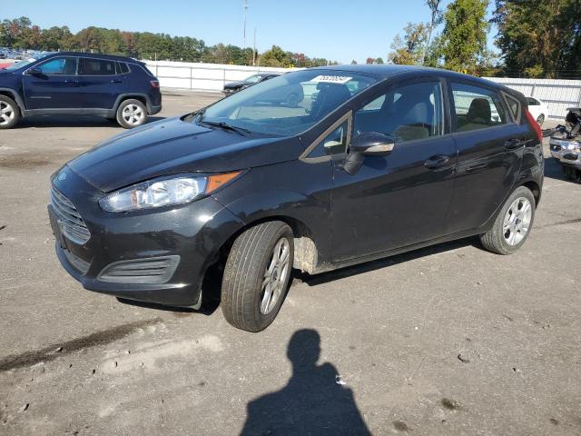 VIN 3FADP4EJ9FM111535 2015 Ford Fiesta, SE no.1