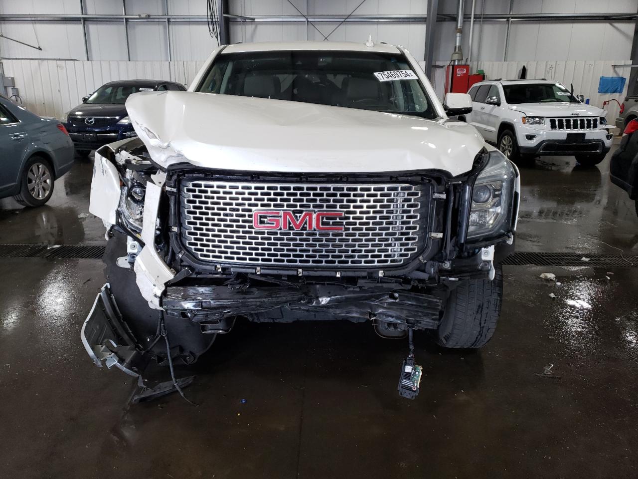 Lot #2989202813 2015 GMC YUKON DENA