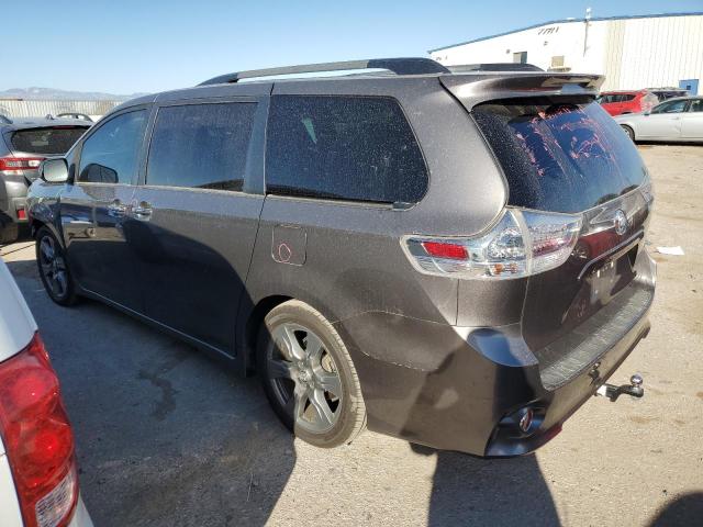 VIN 5TDXZ3DC8HS848565 2017 Toyota Sienna, SE no.2