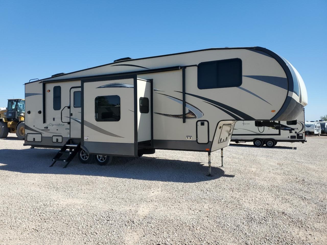 Forest River Real-lite/Rockwood Lite Weight Trailers 2019 