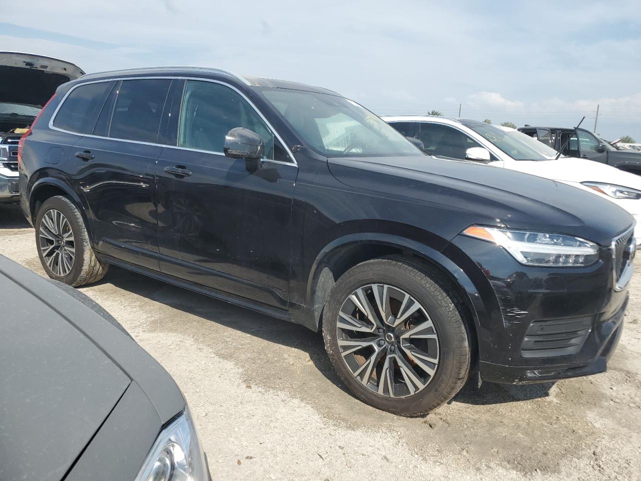 Lot #2974716402 2021 VOLVO XC90 T5 MO