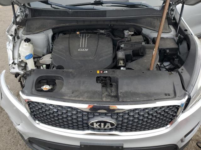 VIN 5XYPGDA59JG409217 2018 KIA Sorento, LX no.12