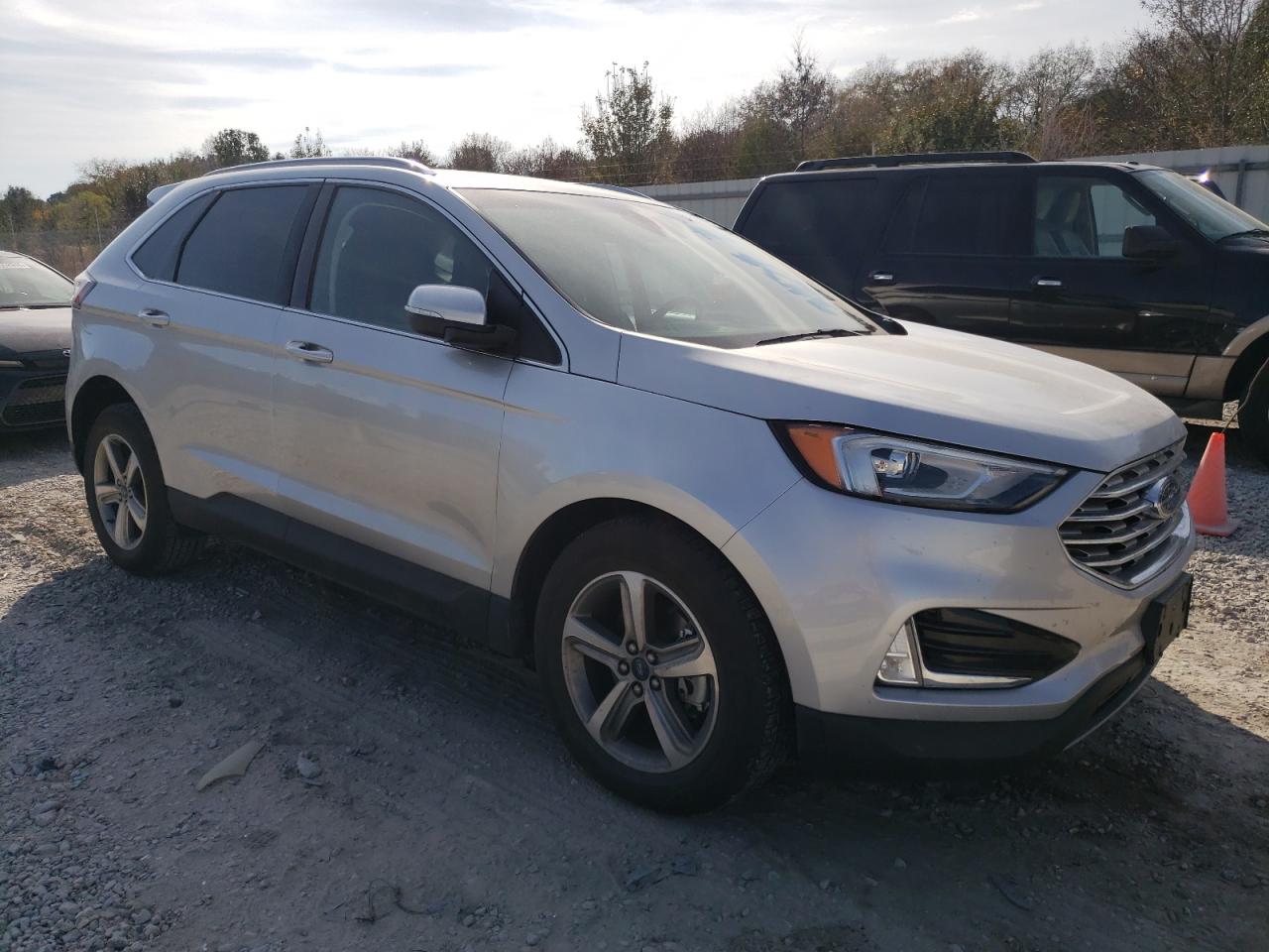 Lot #3028597961 2019 FORD EDGE SEL