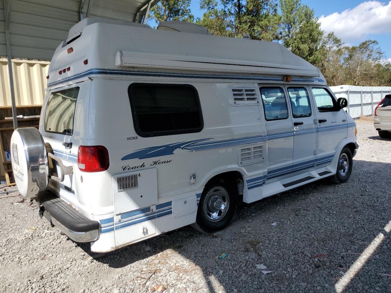 Lot #2960233392 2000 DODGE RAM VAN B3