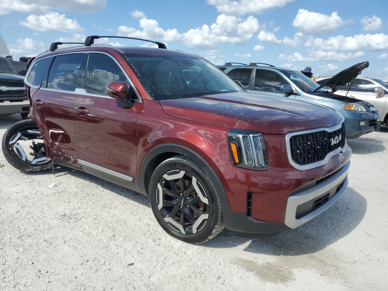 Lot #2994245915 2023 KIA TELLURIDE