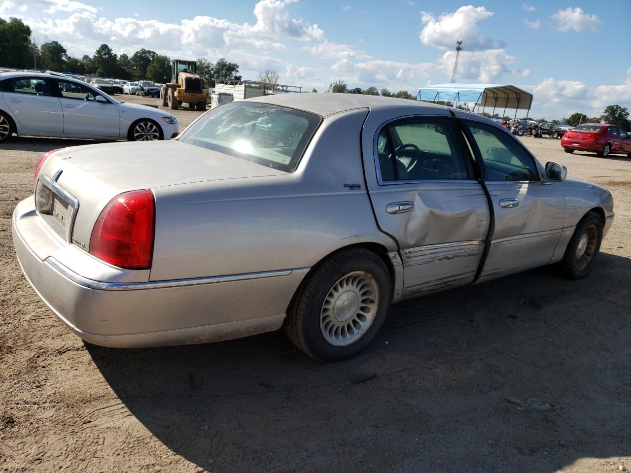 Lot #2945842751 2009 LINCOLN TOWN CAR S