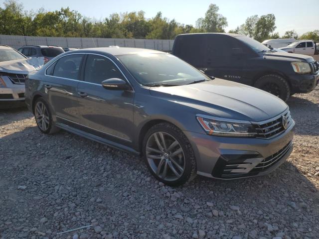 2017 VOLKSWAGEN PASSAT R-L - 1VWDT7A34HC077780