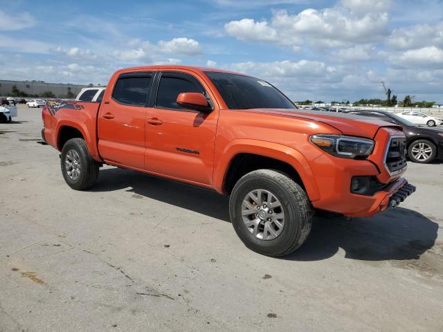 VIN 5TFAZ5CNXHX031337 2017 Toyota Tacoma, Double Cab no.4