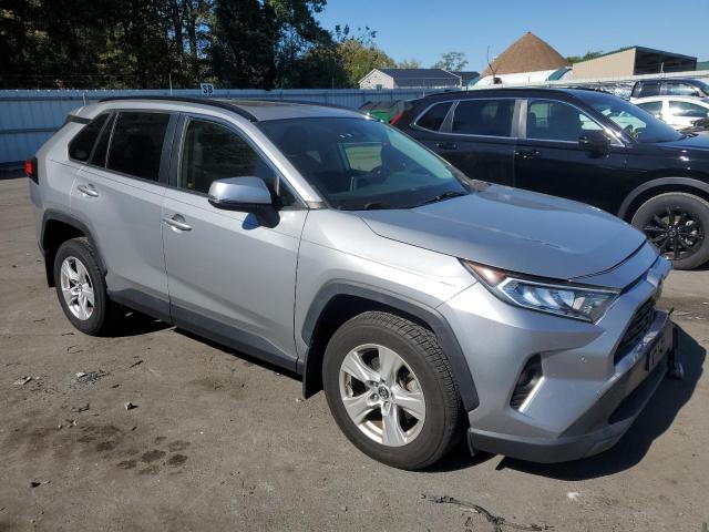 2019 TOYOTA RAV4 XLE - JTMP1RFV8KJ009416