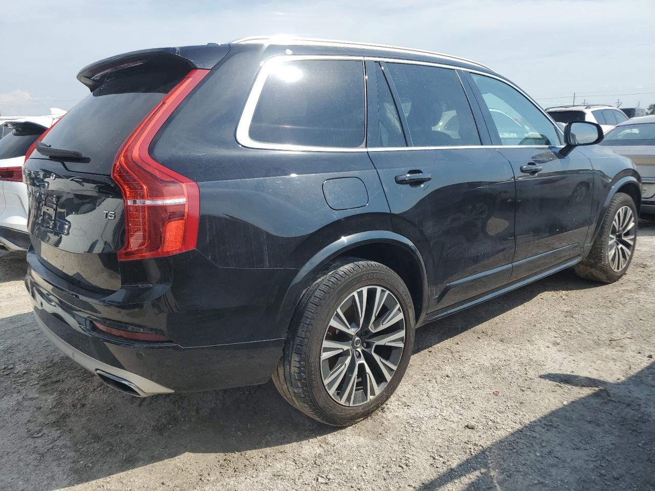 Lot #2974716402 2021 VOLVO XC90 T5 MO