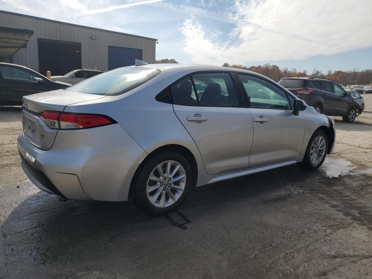 Lot #2974711239 2021 TOYOTA COROLLA LE