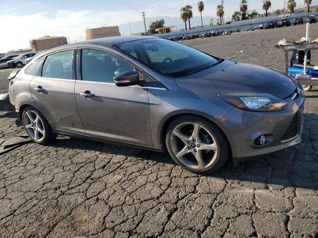 VIN 1FADP3J25EL210488 2014 Ford Focus, Titanium no.4