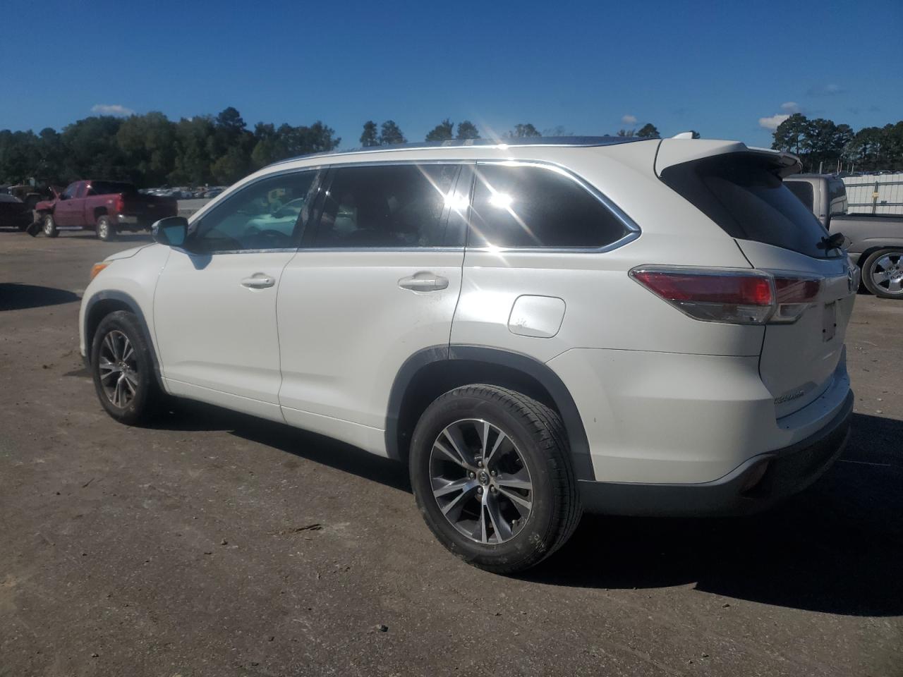 Lot #2928616816 2016 TOYOTA HIGHLANDER