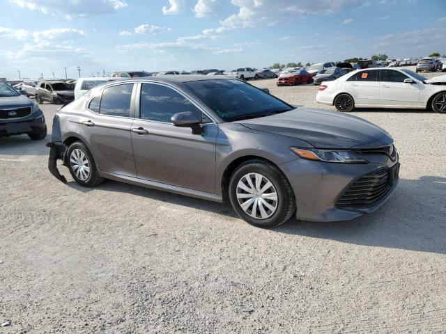 VIN 4T1B11HK5JU564489 2018 Toyota Camry, L no.4