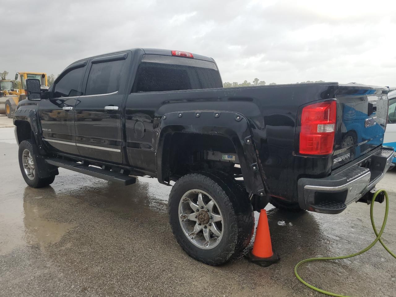 Lot #3030617103 2015 GMC SIERRA K35