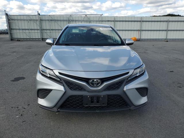 VIN 4T1B11HK3KU258702 2019 Toyota Camry, L no.5