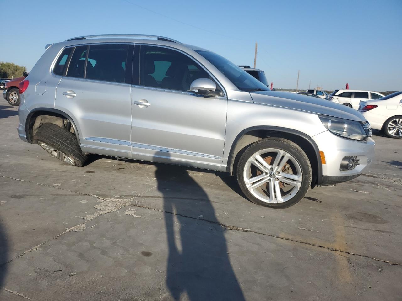 Lot #2960066087 2016 VOLKSWAGEN TIGUAN S