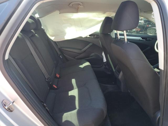 2015 VOLKSWAGEN PASSAT S - 1VWAS7A3XFC065507