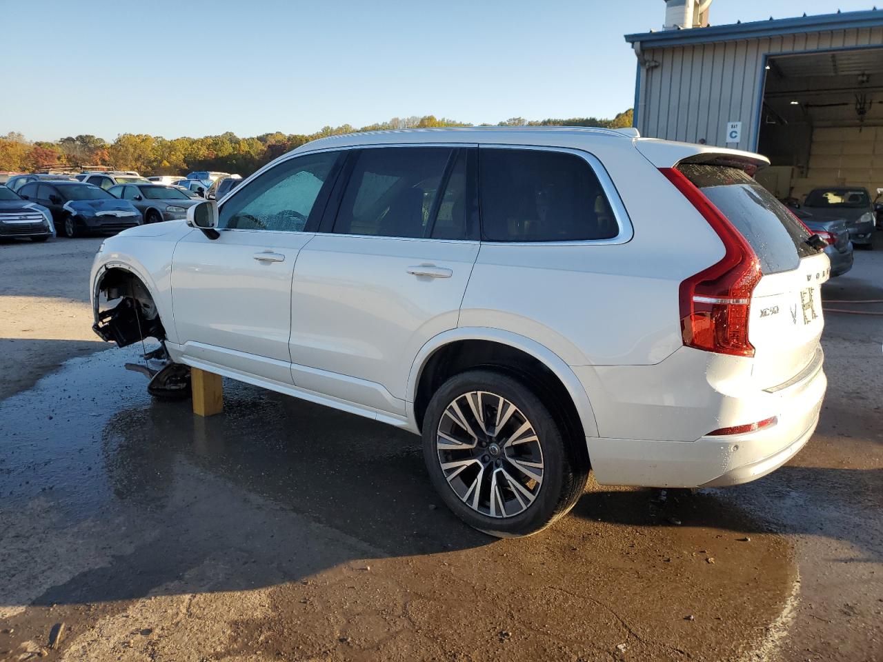 Lot #2974801025 2022 VOLVO XC90 T5 MO