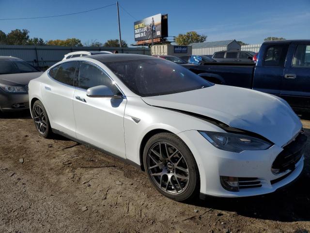 2015 TESLA MODEL S 70 - 5YJSA1S29FF090575