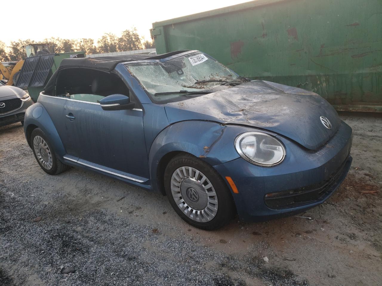 Lot #2937977837 2016 VOLKSWAGEN BEETLE S/S